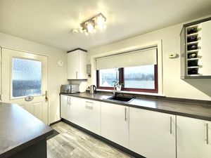 Photo 16- click for photo gallery